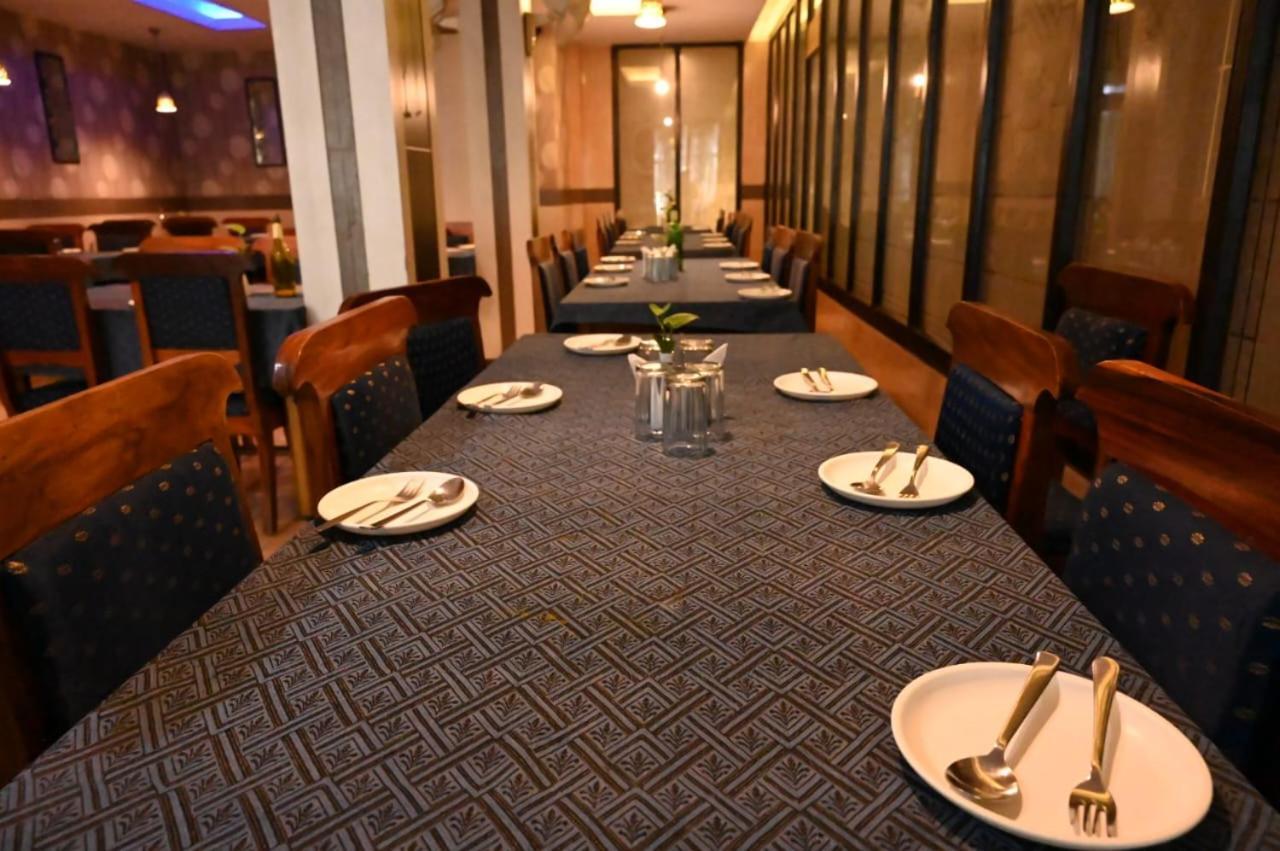 Blue Sea Hotel Port Blair Bagian luar foto